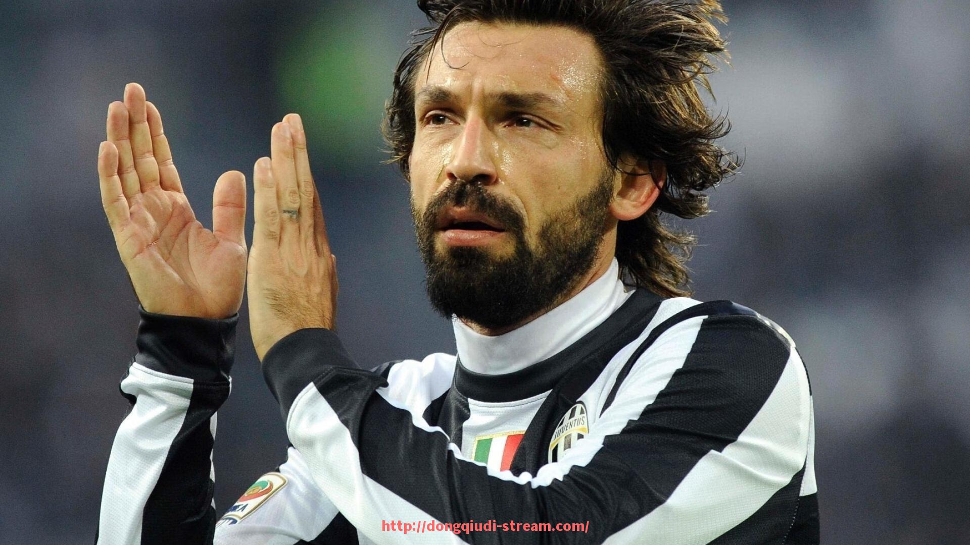 懂球帝直播-欧冠拜仁对阵尤文图斯经典赛事回顾及战术分析